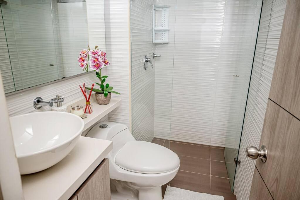 Marquis Enclave, With Pool Access And Apartment *